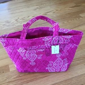 NWT Vera Bradley Mandy tote in stamped paisley